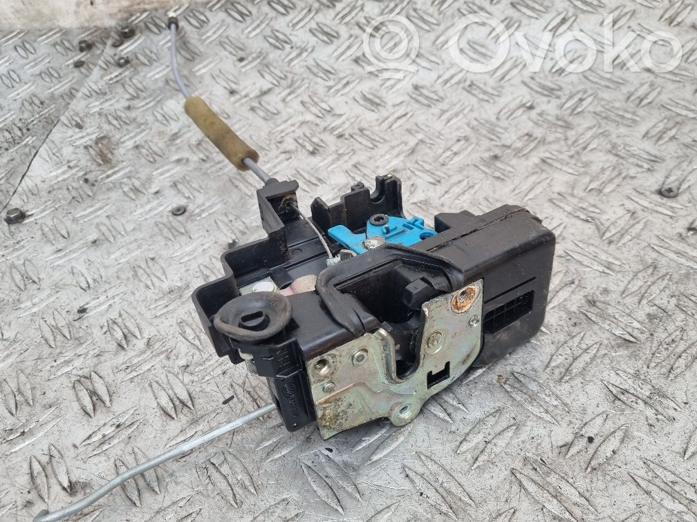 Opel Antara Zamek drzwi tylnych 