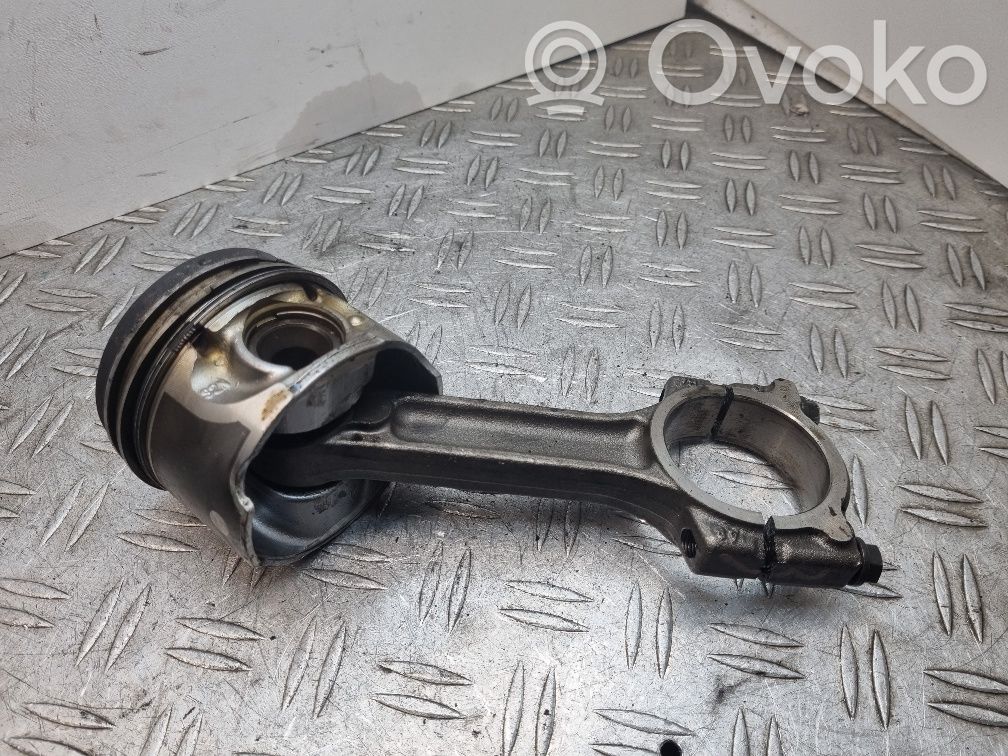 Renault Twingo II Pistón con biela 