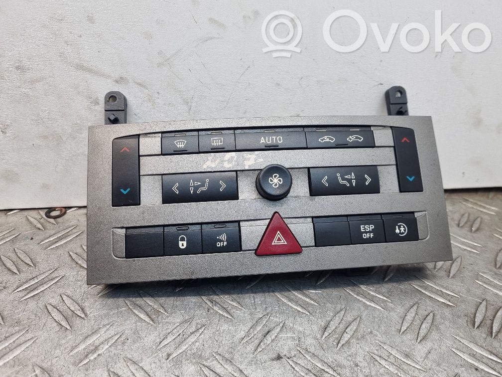 Peugeot 407 Climate control unit 