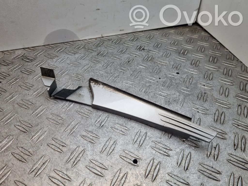 Opel Astra H Podszybie przednie 