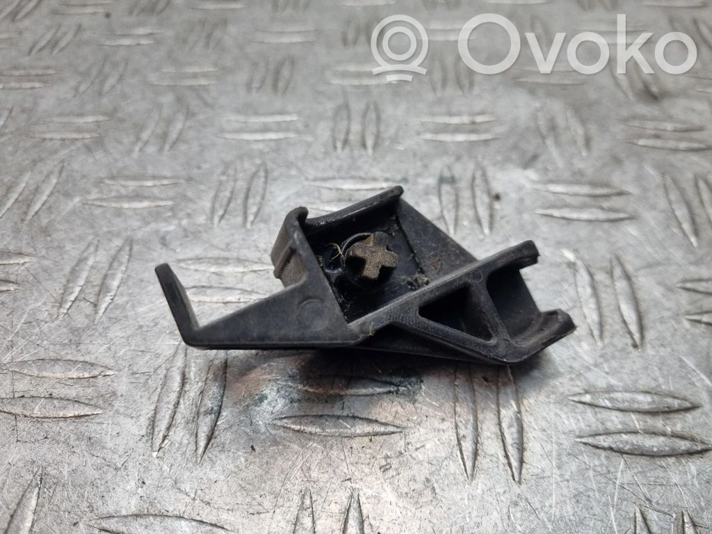 Mini Cooper Countryman R60 Radiator mount bracket 