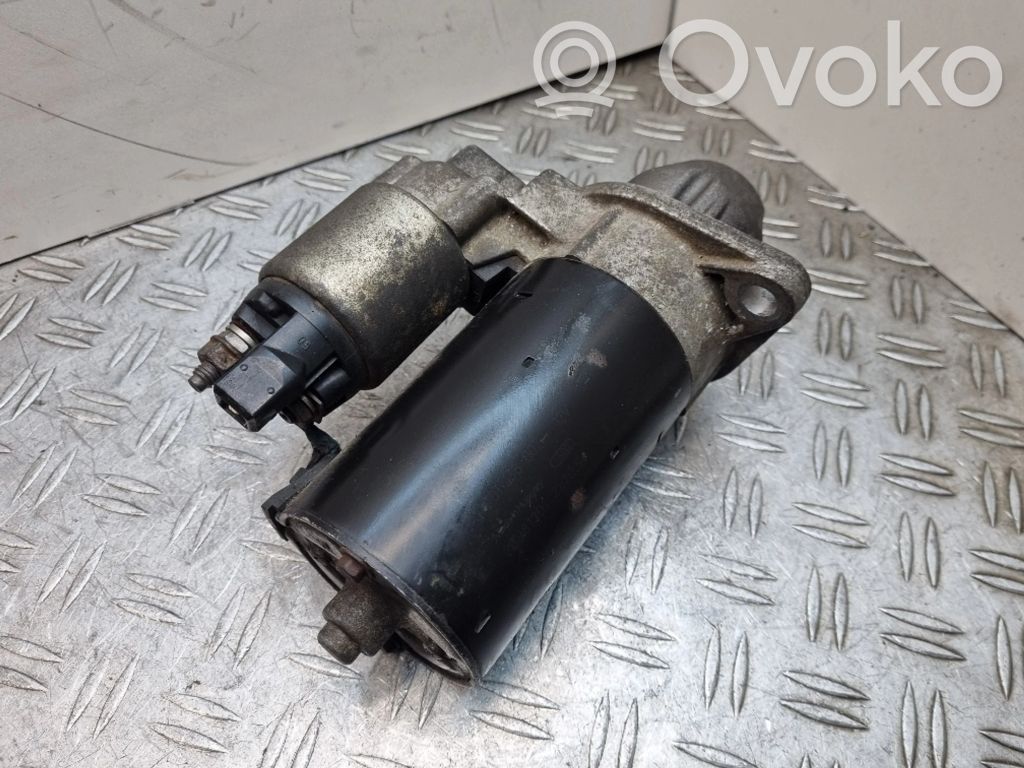 BMW 1 E81 E87 Starter motor 