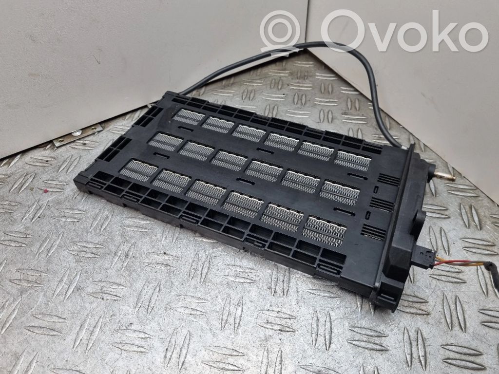 BMW 1 E82 E88 Elektrinis salono pečiuko radiatorius 