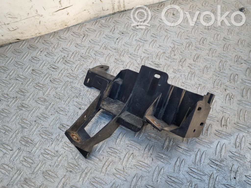Opel Astra K Engine control unit holder 