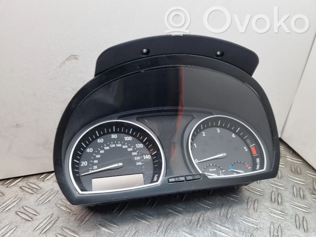 BMW X3 E83 Spidometrs (instrumentu panelī) 