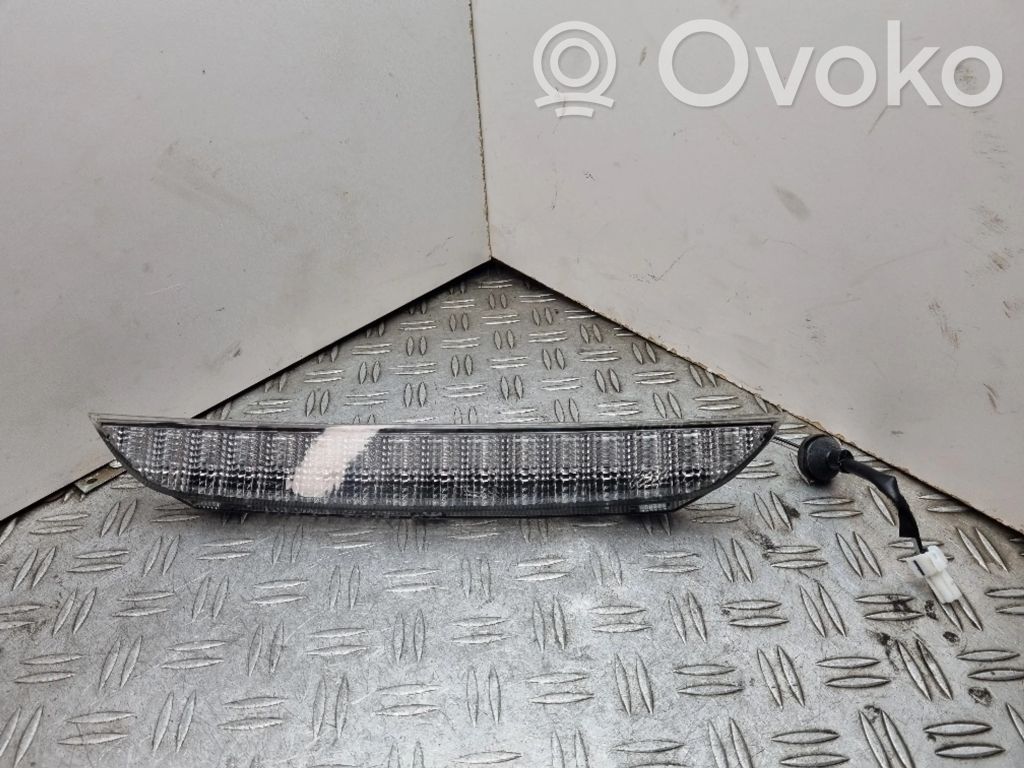 Mitsubishi Outlander Troisième feu stop 