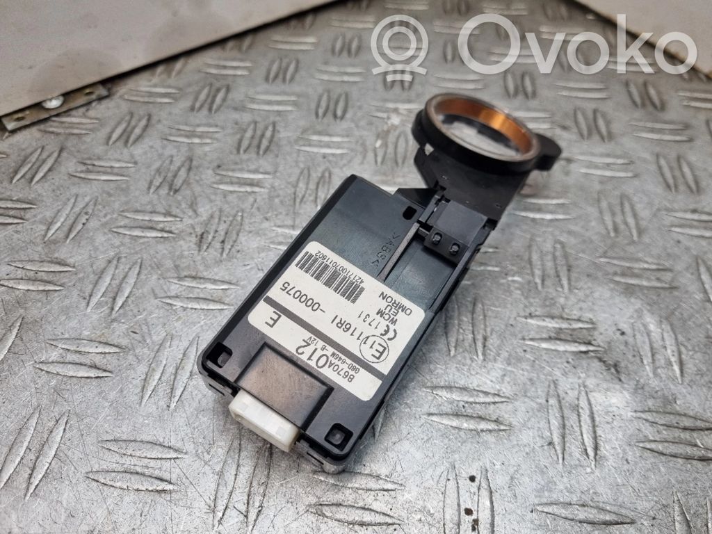 Mitsubishi Outlander Käynnistyksenestolaitteen lukulaite (pysty) 
