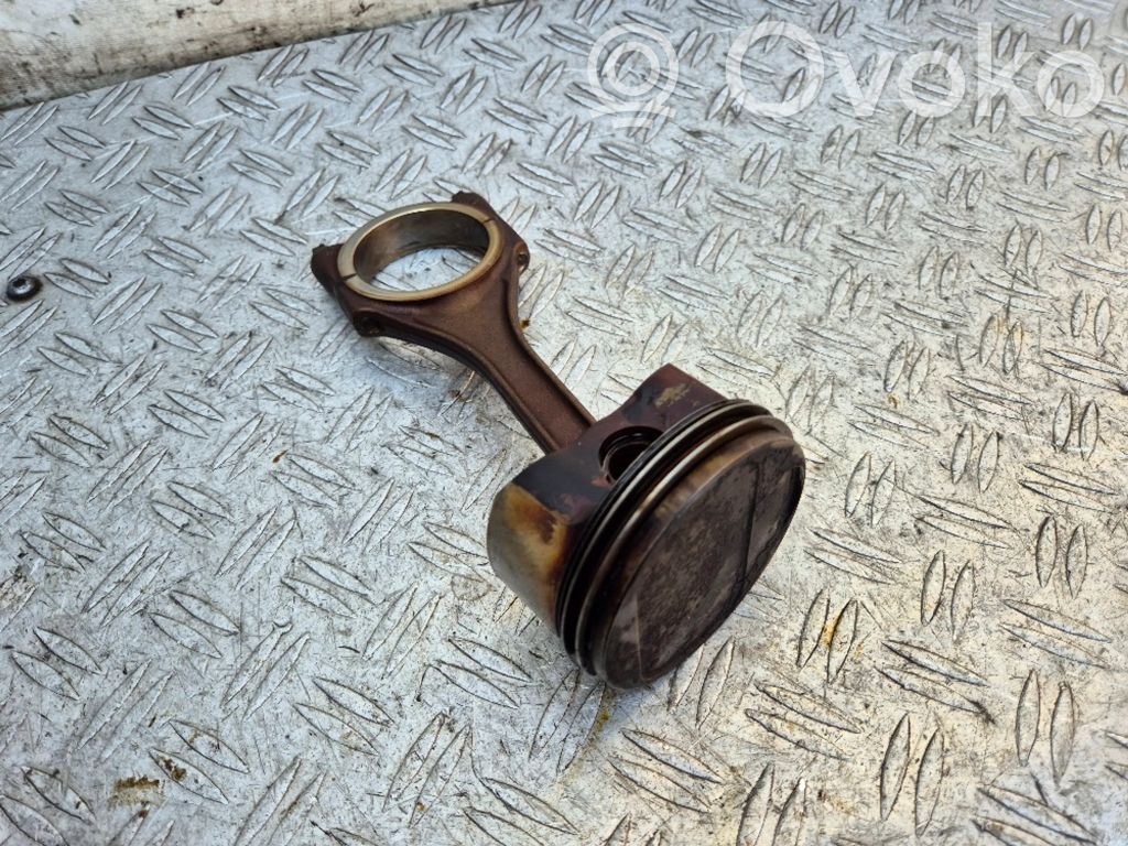 Audi A4 S4 B6 8E 8H Pistón con biela 