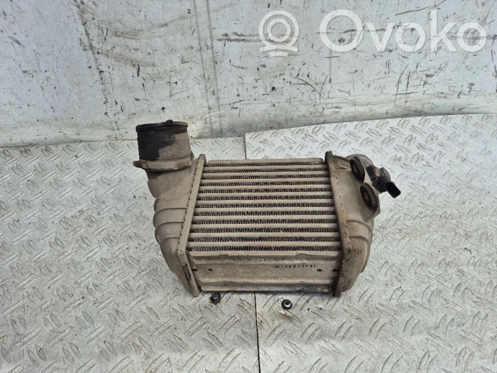 Audi TT Mk1 Interkūlerio radiatorius 
