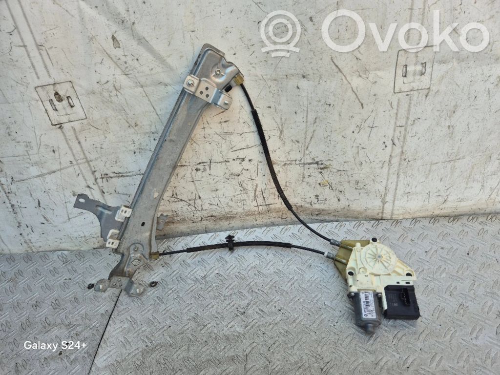 Renault Megane III Elektryczny podnośnik szyby drzwi tylnych 