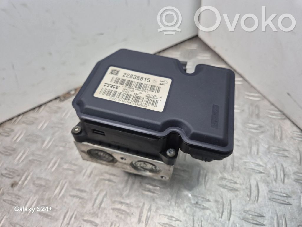 Opel Insignia A ABS Pump 