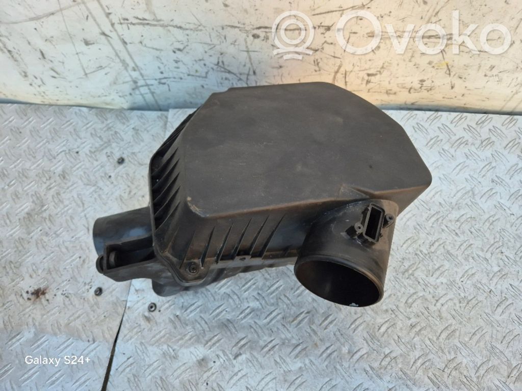 Opel Antara Air filter box 