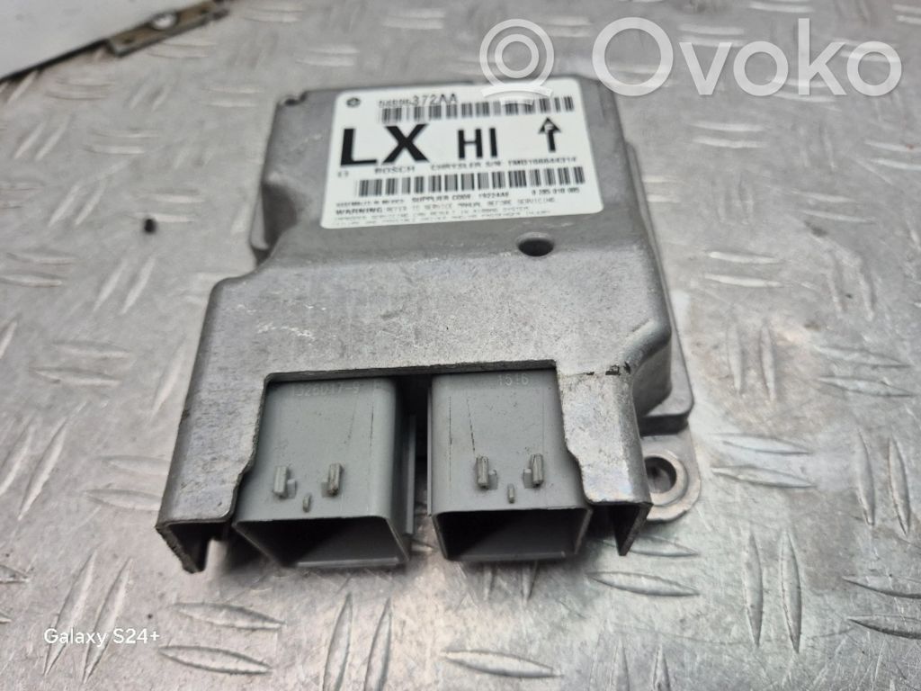 Airbag control unit/module   04896372AA,0285010005