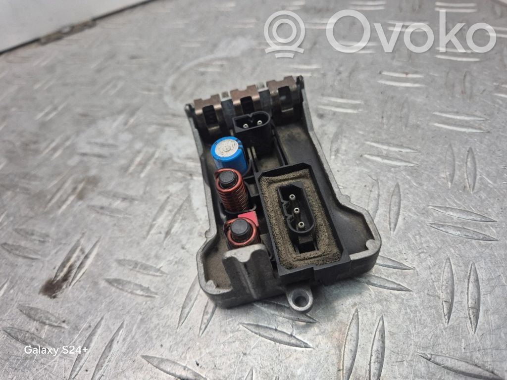 BMW 7 E65 E66 Heizungslüfter Regler Widerstand 