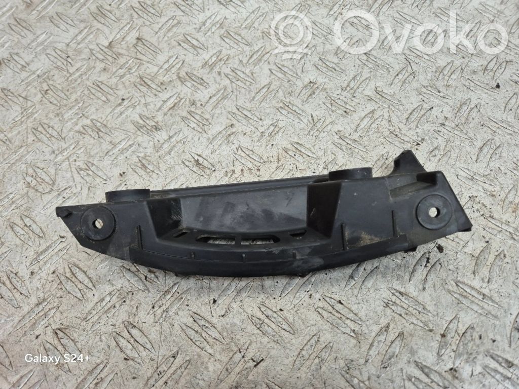 Skoda Octavia Mk2 (1Z) Soporte de montaje del parachoques trasero 