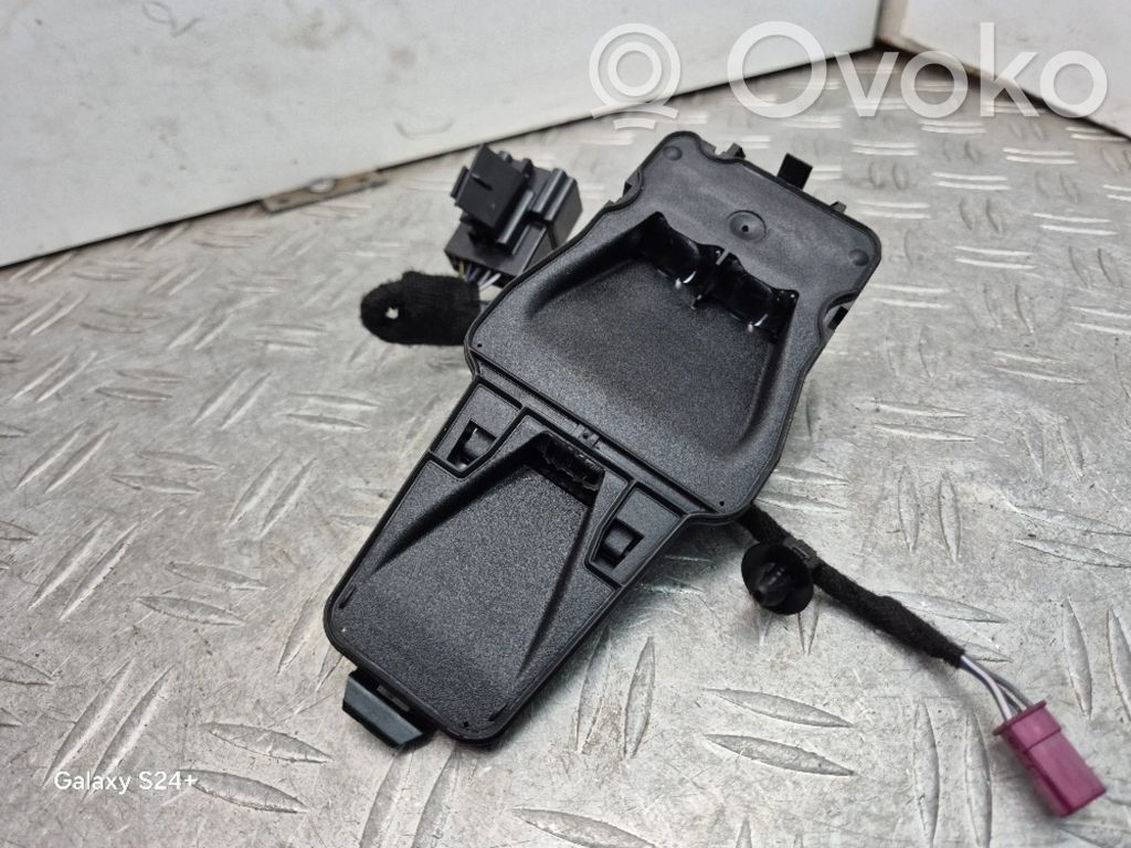 Windshield/windscreen camera   P31387310,31387310,31341068,D31341068003