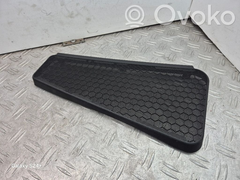 Ford Focus Wiper trim 