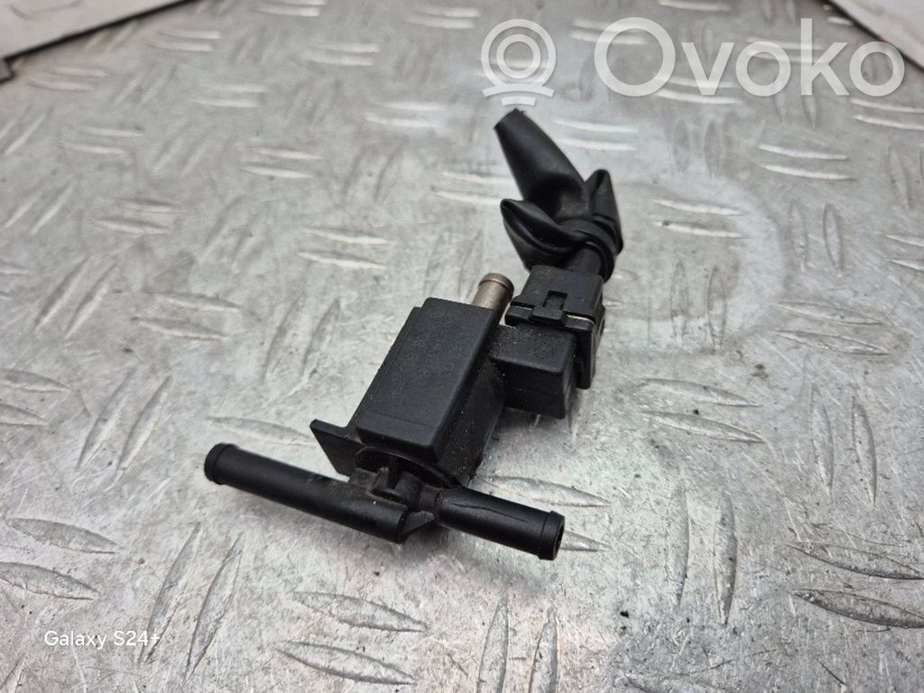 Nissan Qashqai Vacuum valve 