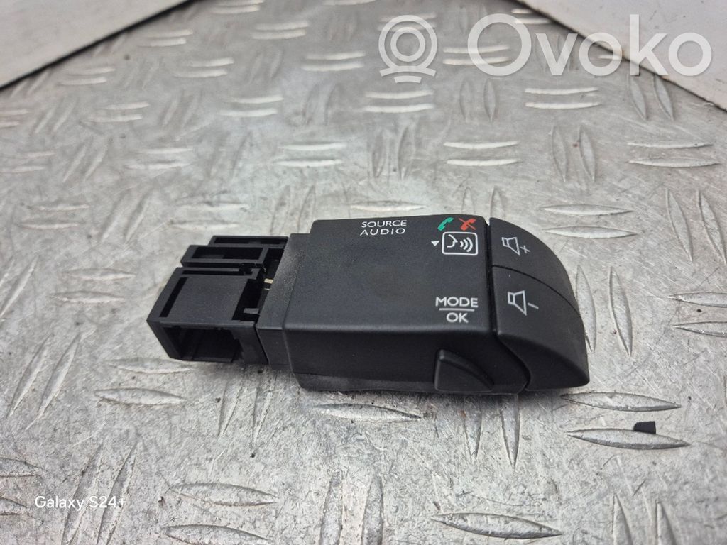 Dacia Sandero II Multifunctional control switch/knob 