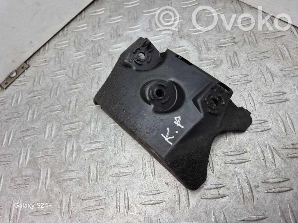 Seat Altea XL Front bumper mounting bracket 