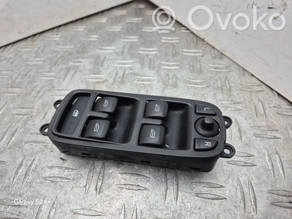 Volvo XC60 Electric window control switch 