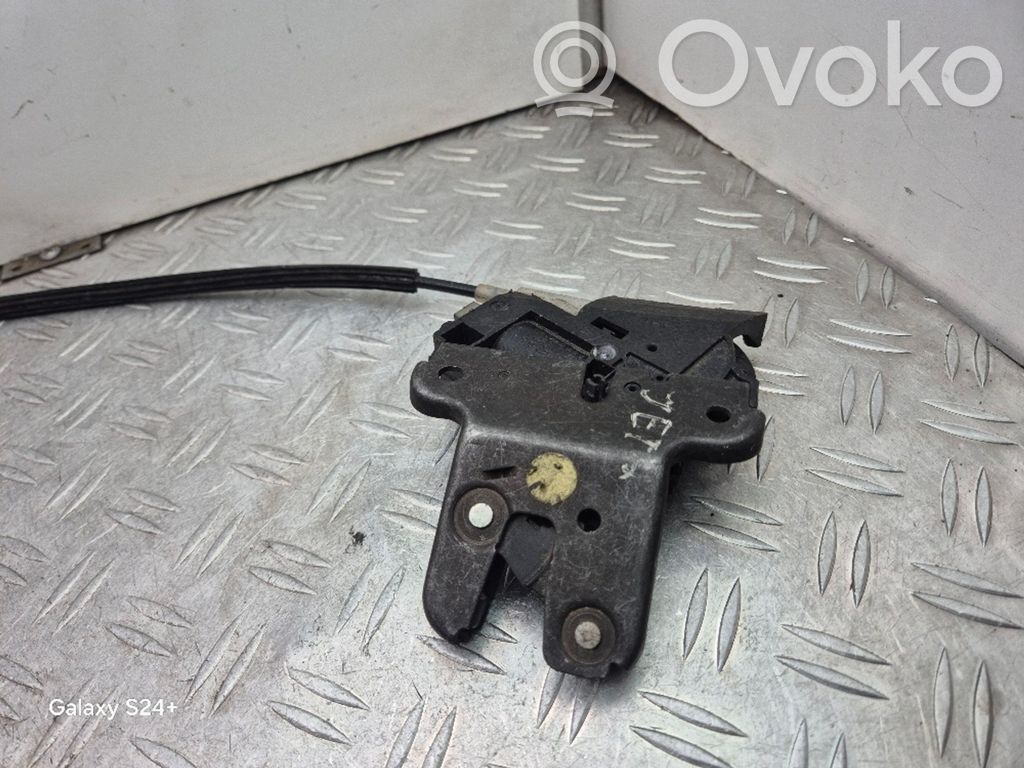Audi A6 S6 C6 4F Tailgate/trunk/boot lock/catch/latch 
