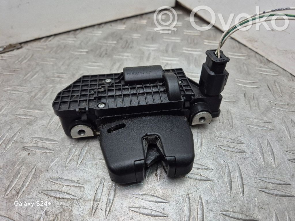 Peugeot 3008 I Tailgate/trunk/boot lock/catch/latch 