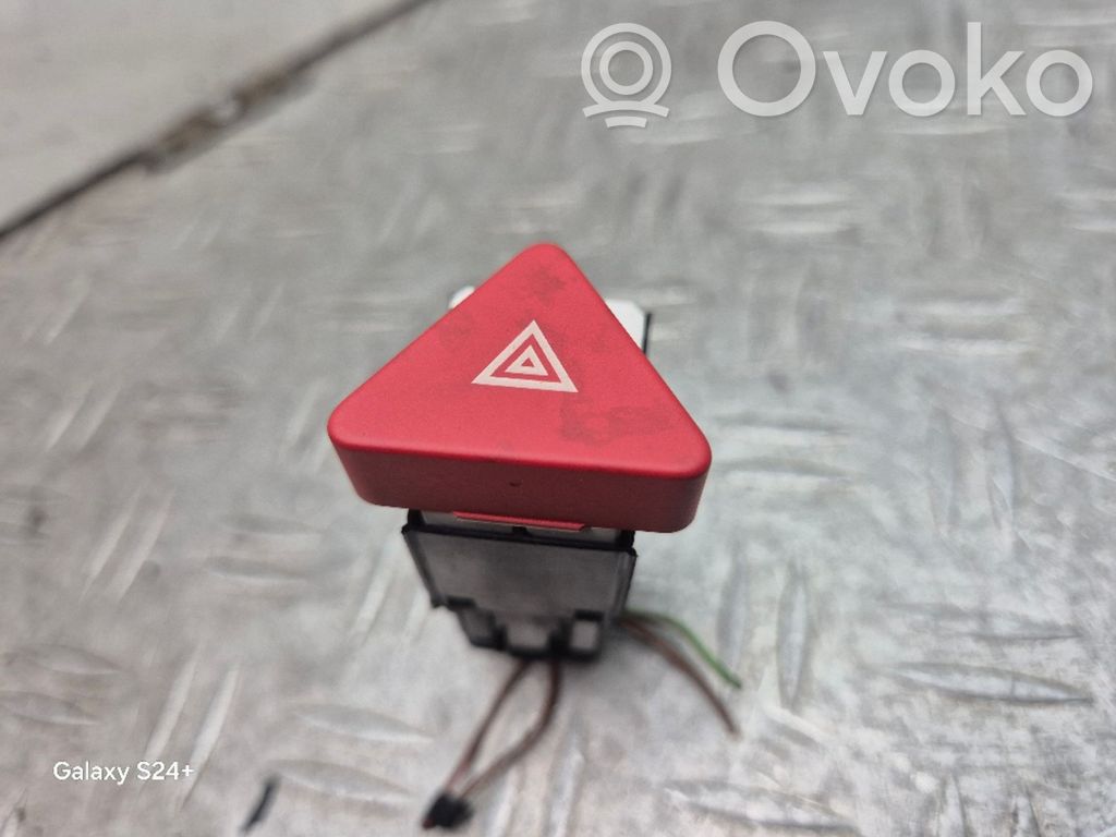 Volkswagen Golf Plus Hazard light switch 
