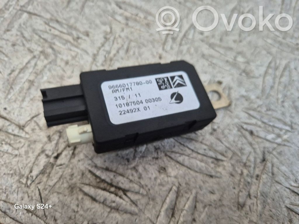 Citroen DS4 Antenas pastiprinātājs 