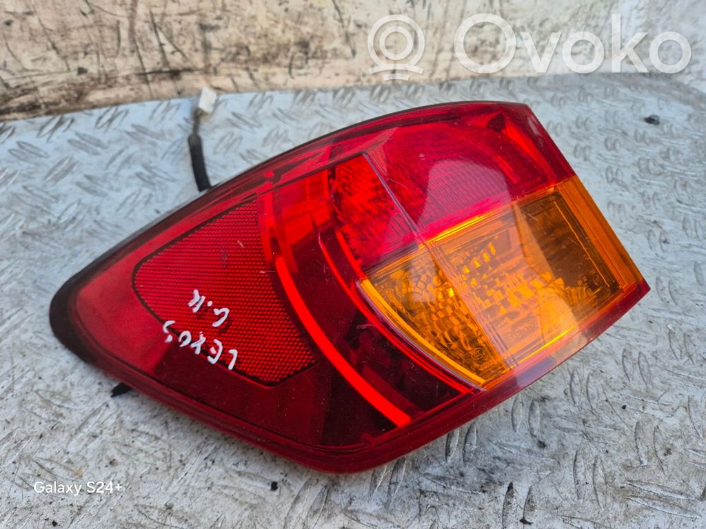 Lexus IS 220D-250-350 Rear/tail lights 