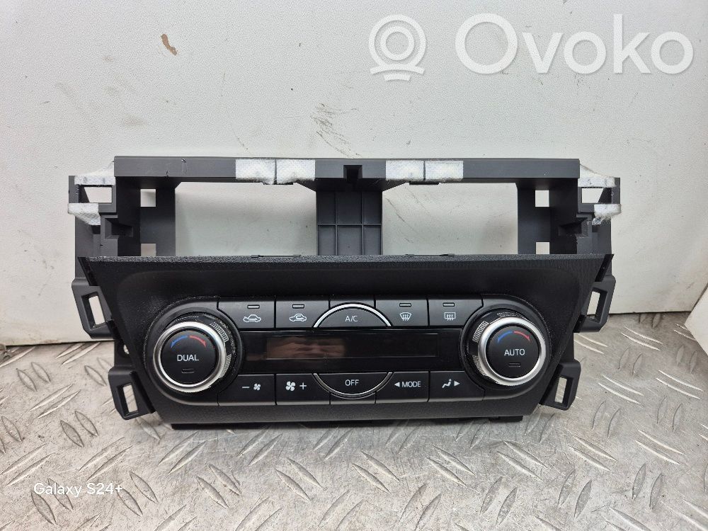 Mazda 3 III Climate control unit 