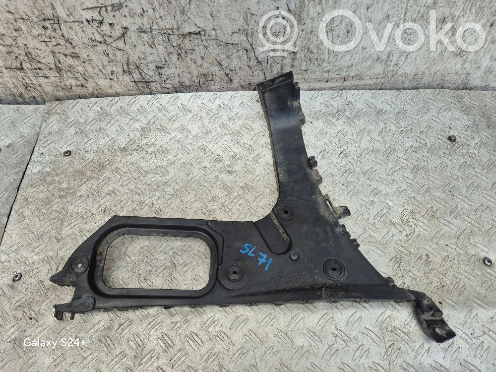 Audi Q7 4L Rear bumper mounting bracket 