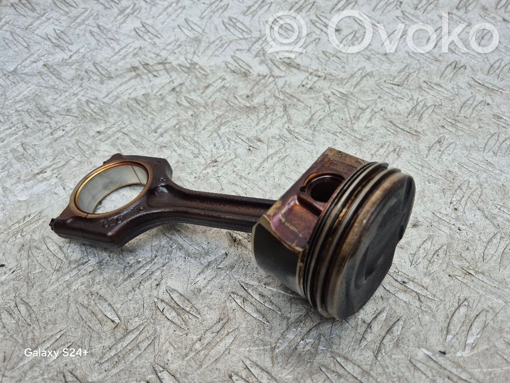 Mini One - Cooper Coupe R56 Piston with connecting rod 