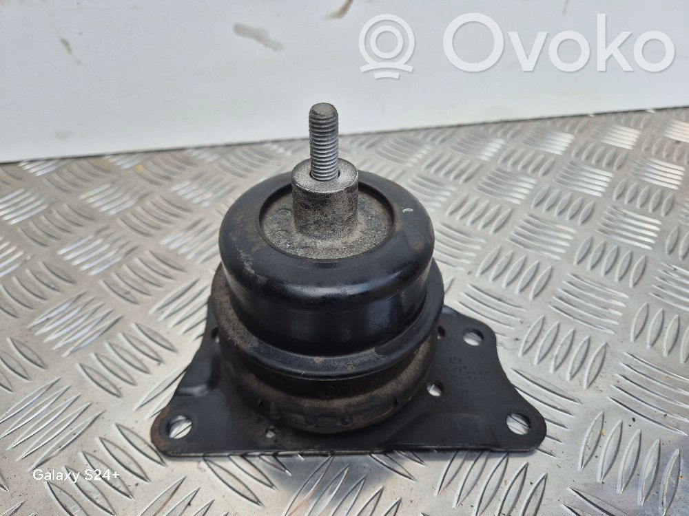 Skoda Rapid (NH) Engine mount bracket 