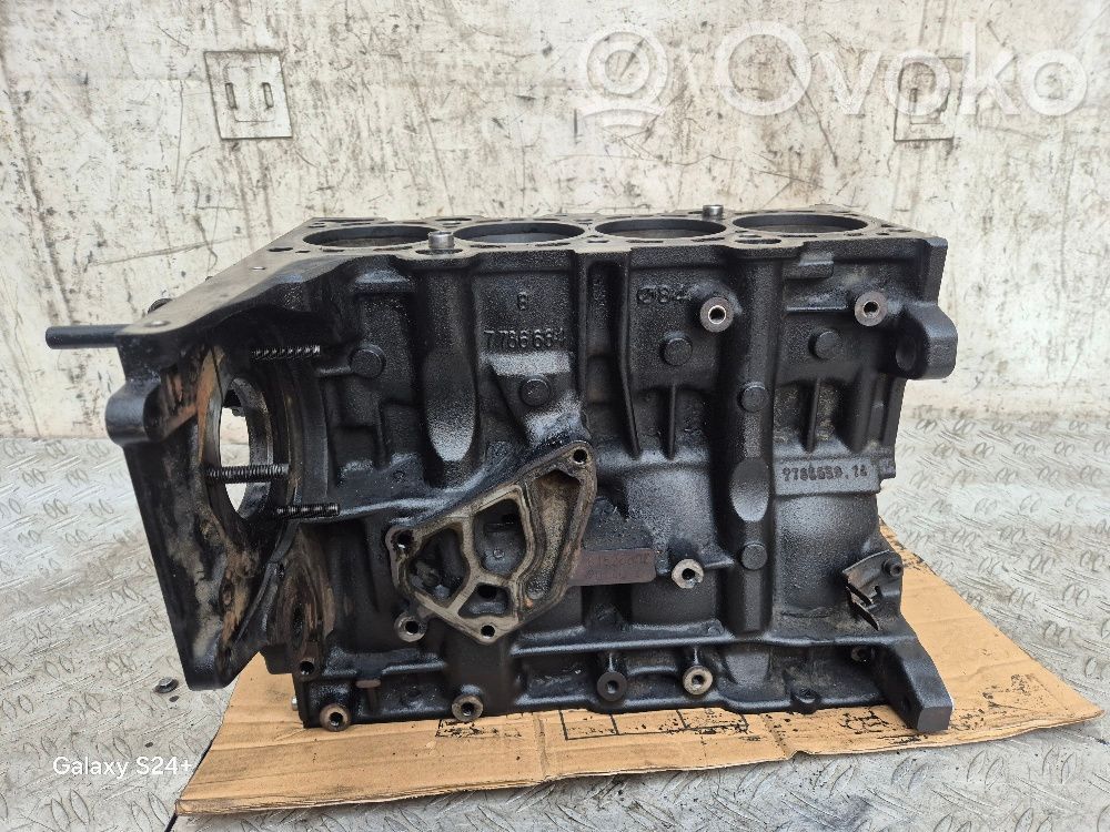 BMW X3 E83 Bloks 