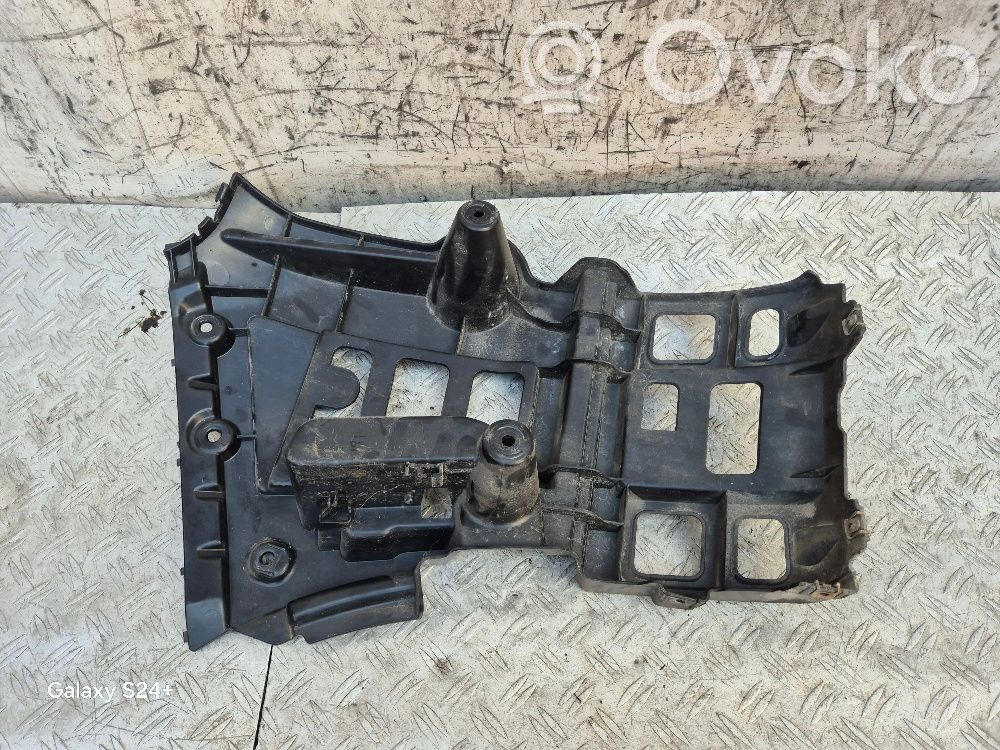 BMW X1 E84 Rear bumper mounting bracket 