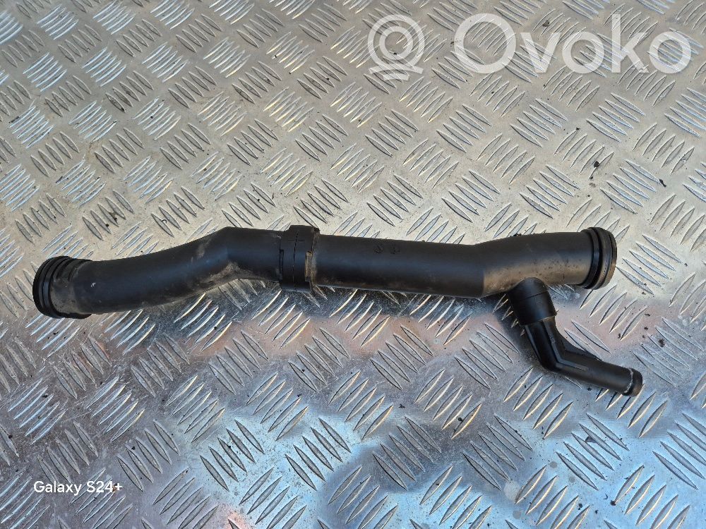 Volkswagen Golf Plus Engine coolant pipe/hose 