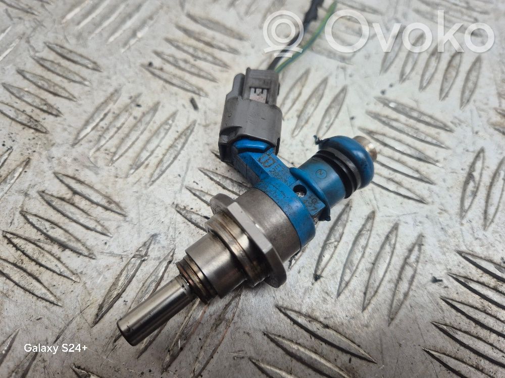 Mazda 6 Fuel injector 