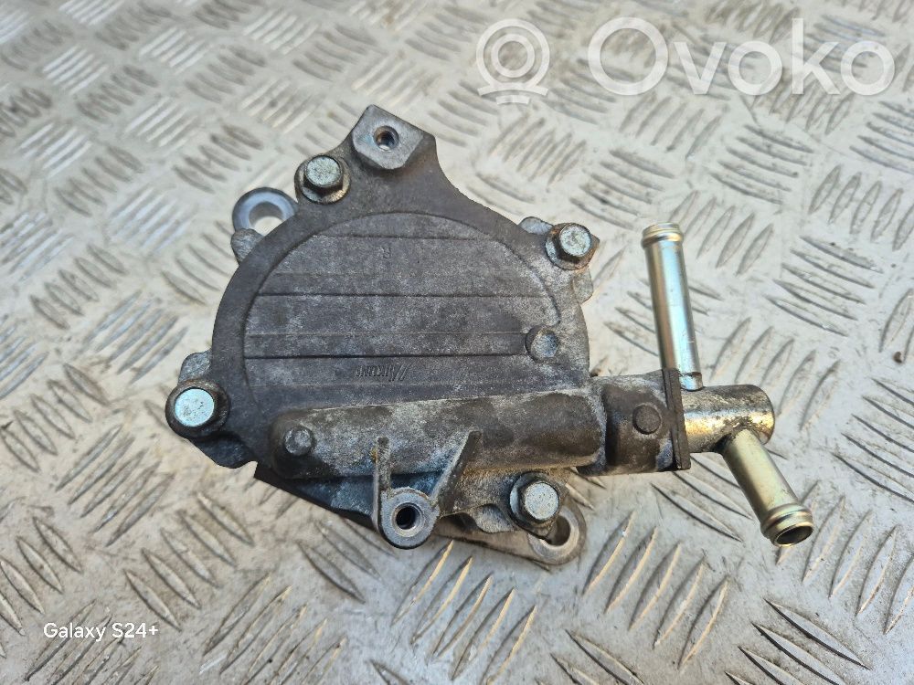 Vacuum pump