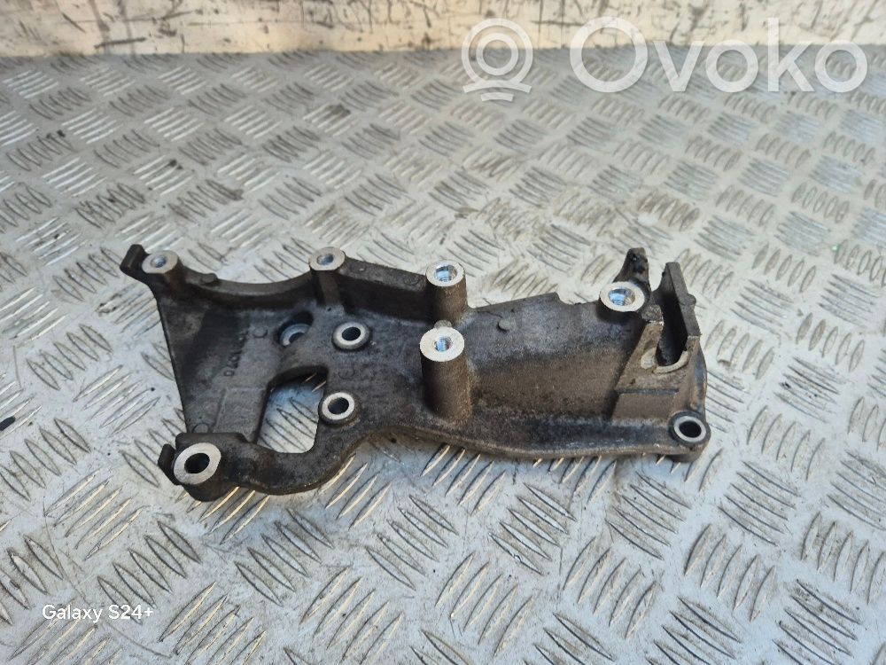 Mitsubishi ASX Generator/alternator bracket 