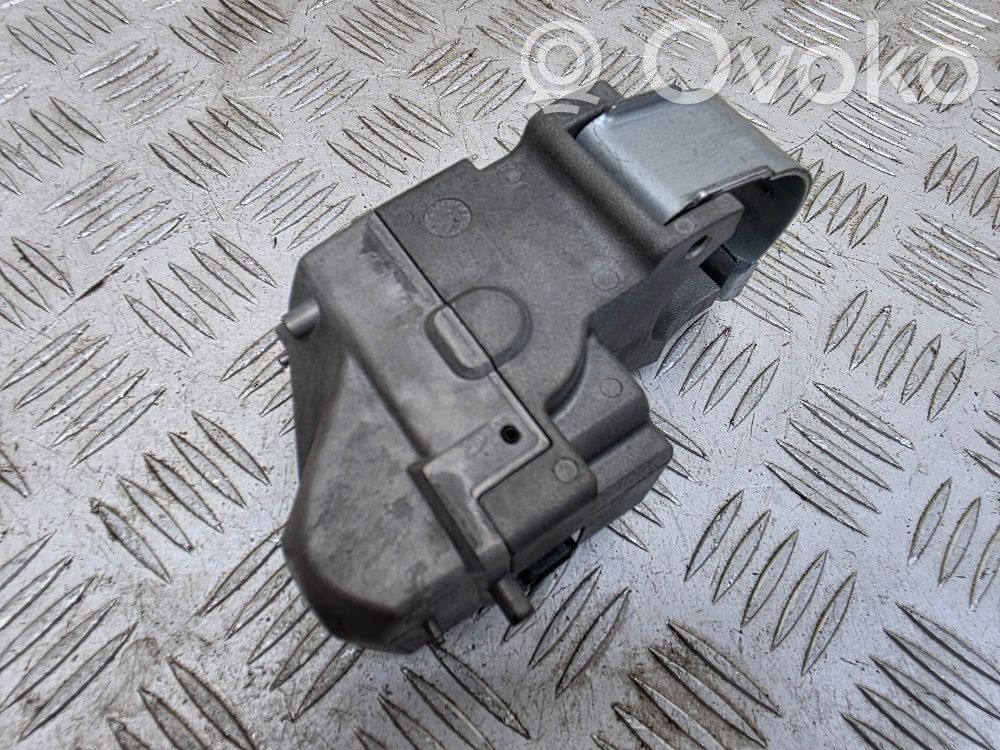 Ford B-MAX Steering wheel lock 