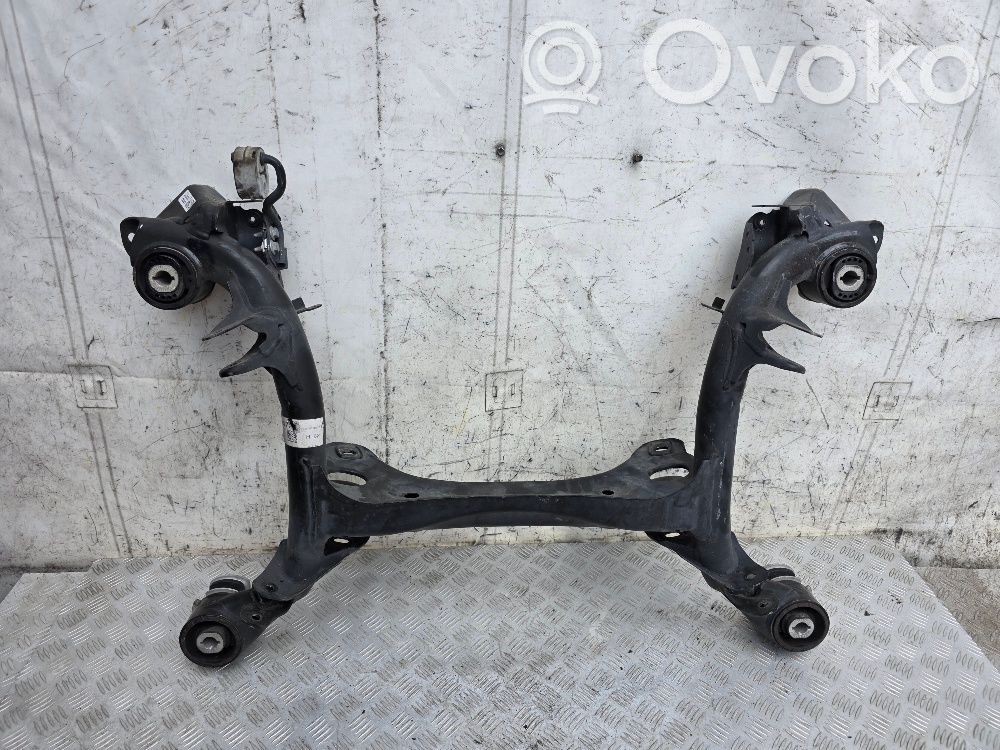 Audi A4 S4 B9 Rama pomocnicza tylna 