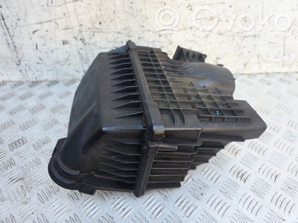 Peugeot 3008 I Air filter box 