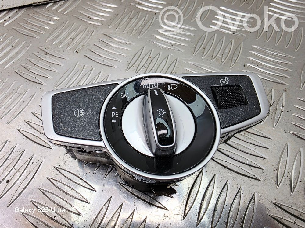 Mercedes-Benz E W213 Light switch 