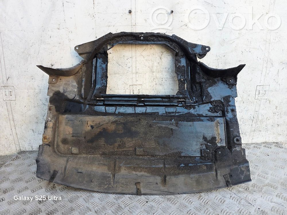 BMW 7 E38 Engine splash shield/under tray 