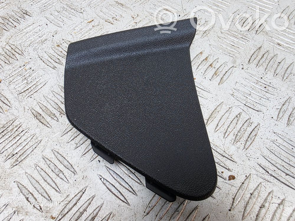 Audi A1 Tailgate trim 