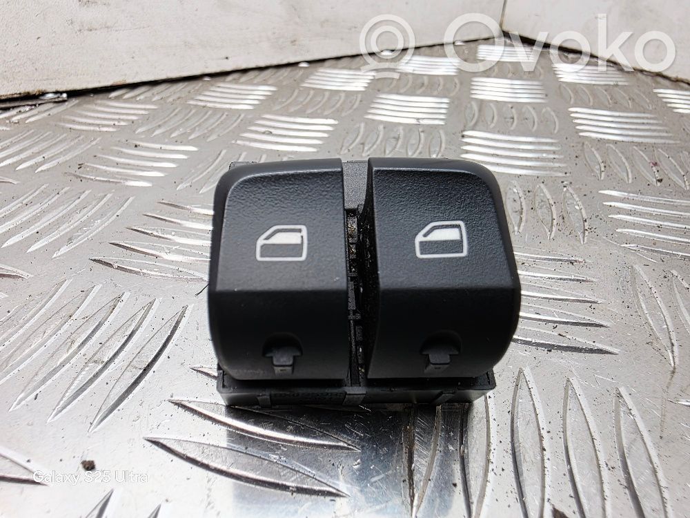 Audi A1 Electric window control switch 