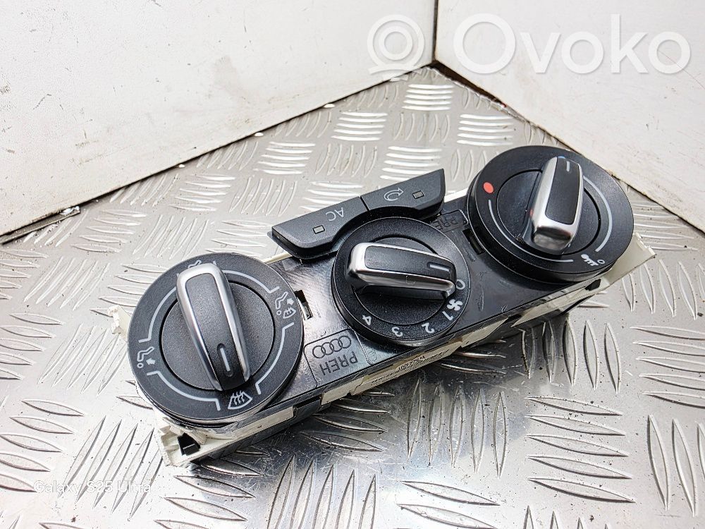 Audi A1 Climate control unit 
