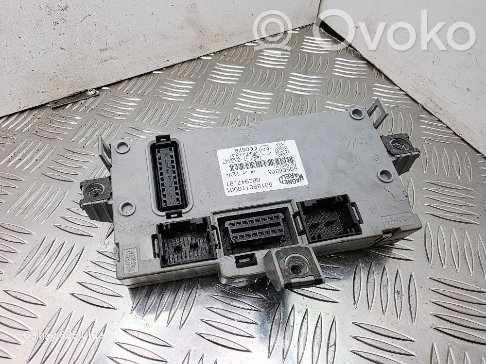Alfa Romeo GT SAM control unit 