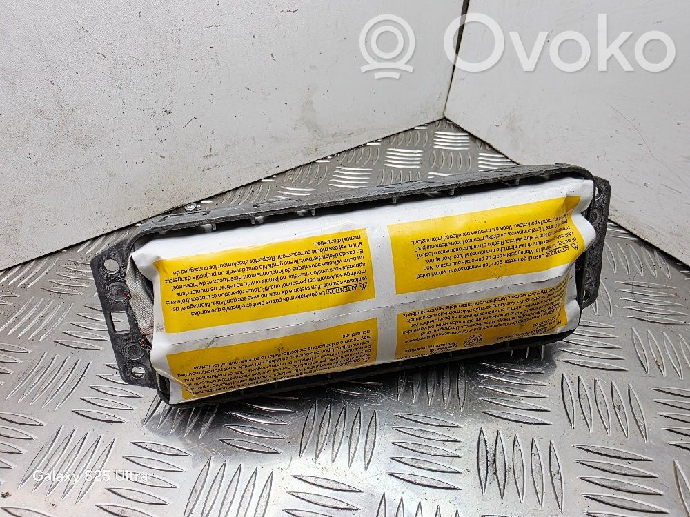 Alfa Romeo GT Beifahrerairbag 